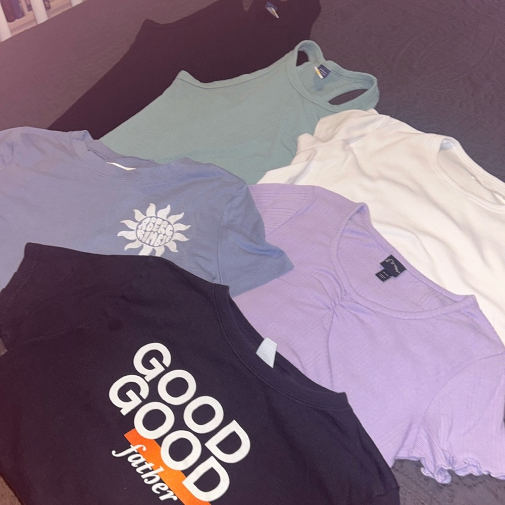 Set of six girls shirts play pack